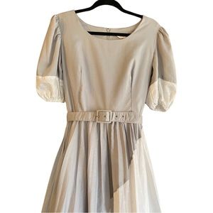 Vtg‎ full skirt gray white square dancing dress with puff sleeves eyelet lace